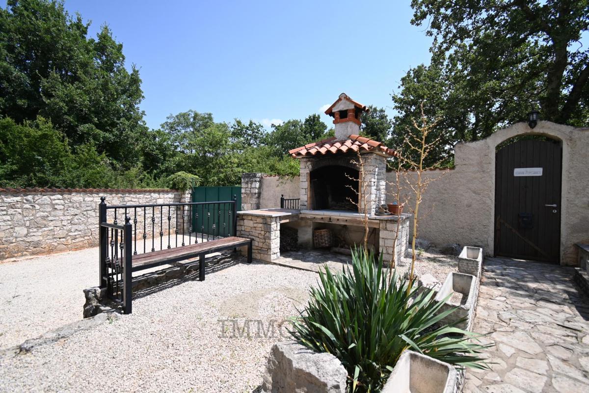 Casa spaziosa con annesso e ampio giardino – a 6 km da Parenzo