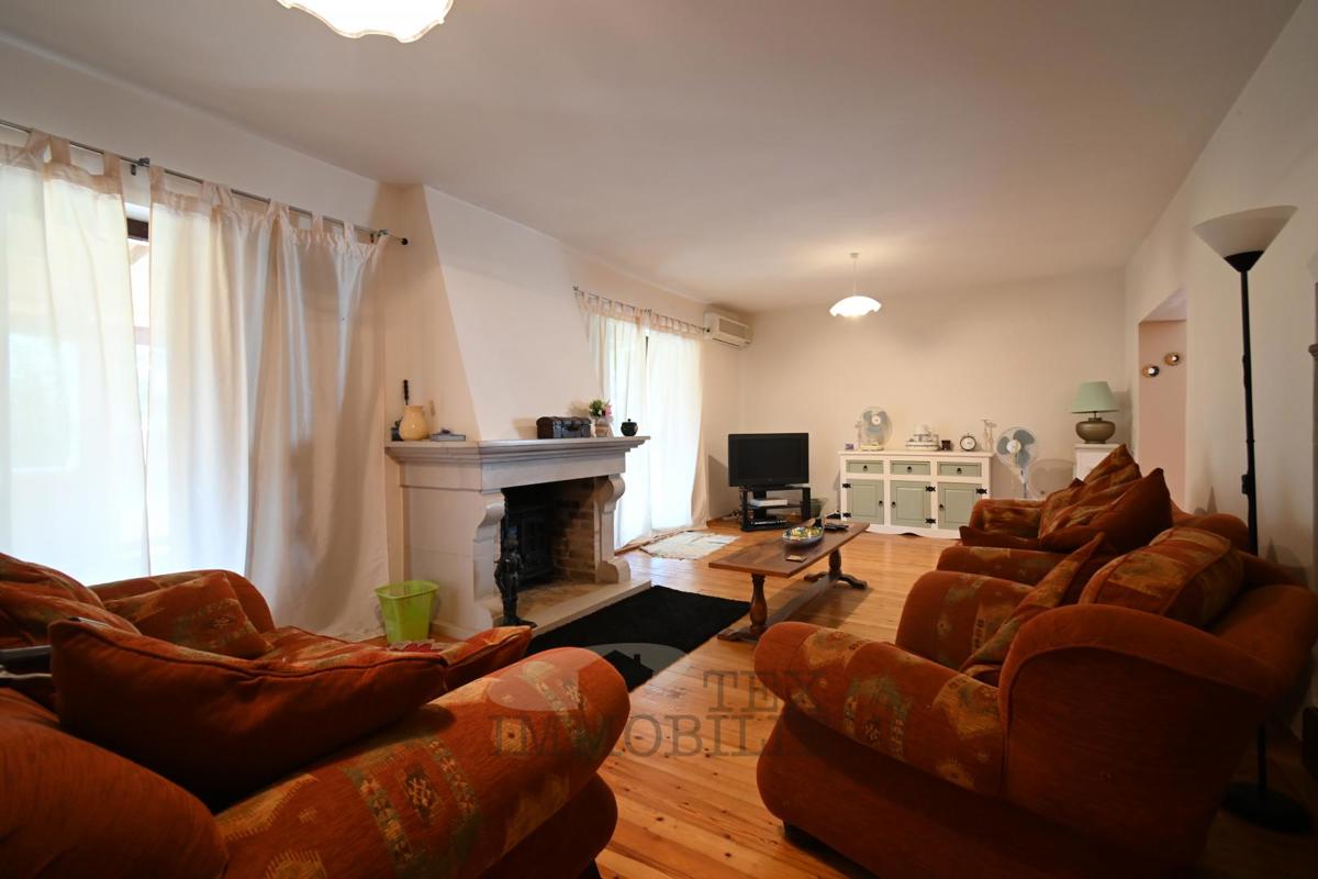 Casa spaziosa con annesso e ampio giardino – a 6 km da Parenzo