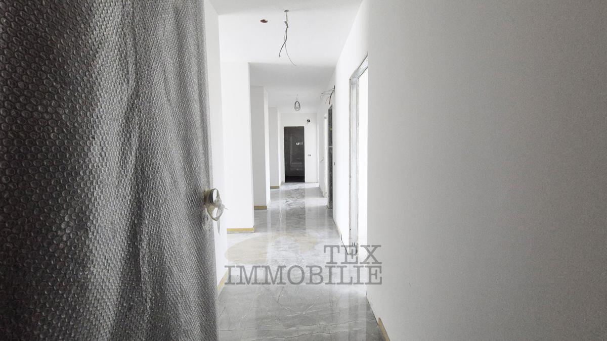 Zona di Parenzo – Attico in nuova costruzione con tre camere da letto