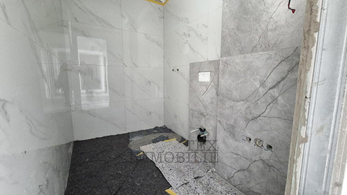 Zona di Parenzo – Attico in nuova costruzione con tre camere da letto