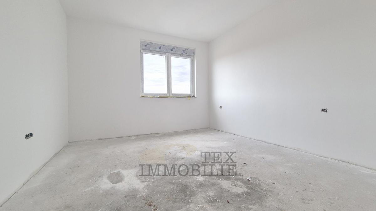 Zona di Parenzo – Attico in nuova costruzione con tre camere da letto