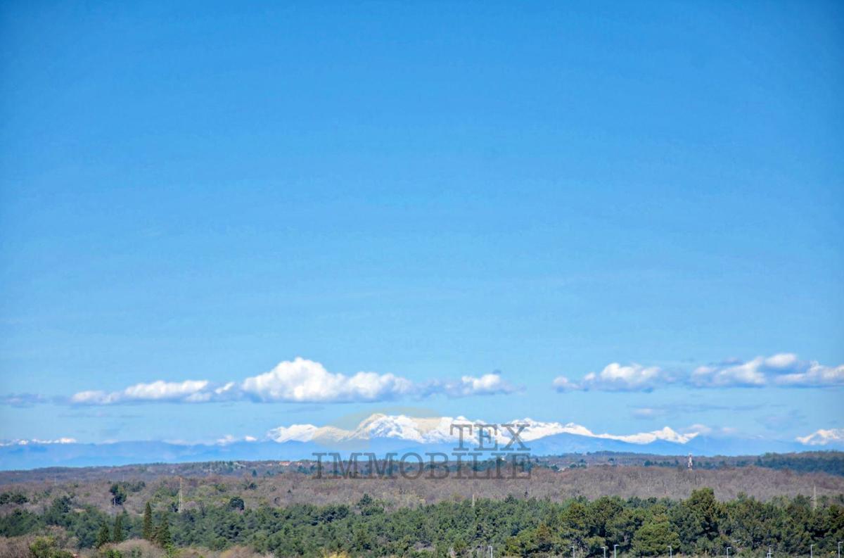 Zona di Parenzo – Appartamento con una splendida vista mare