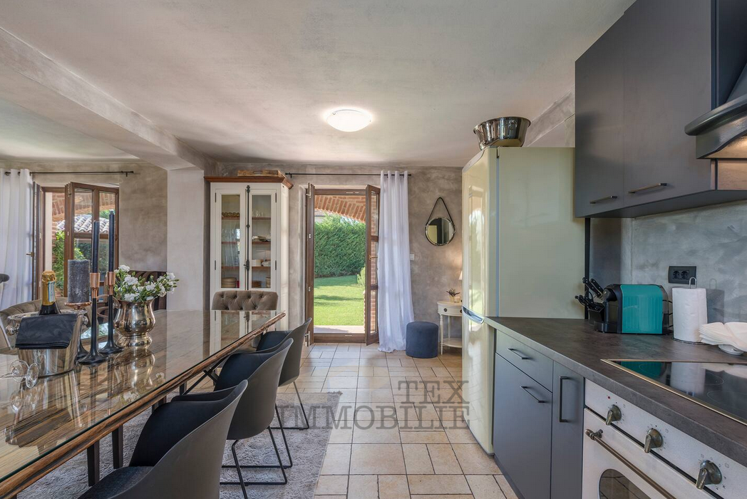 Villa in pietra con piscina in una zona tranquilla – dintorni di Parenzo