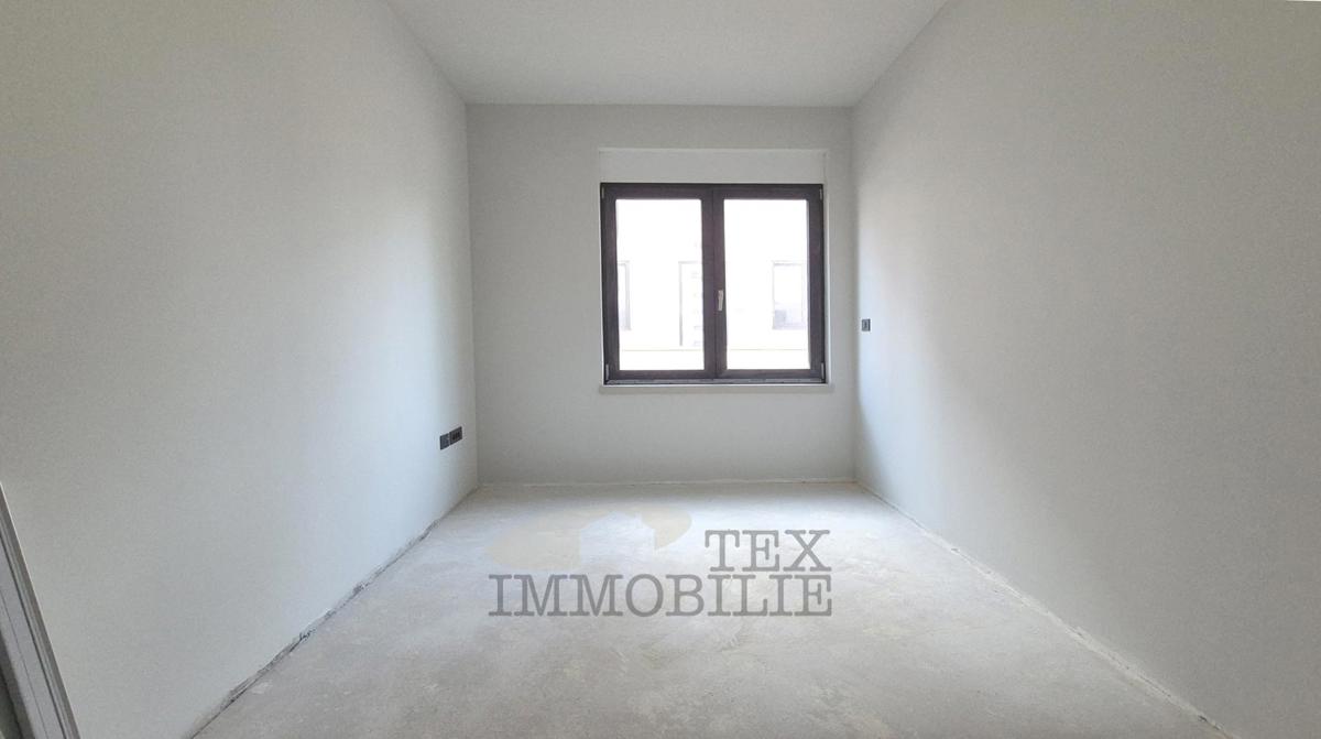 Nuovo appartamento vicino al mare e al centro di Parenzo 