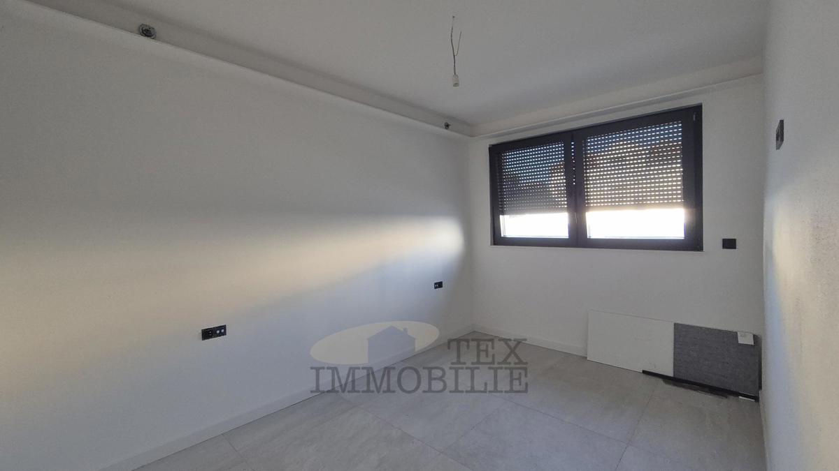 Nuovo appartamento moderno a centro Parenzo