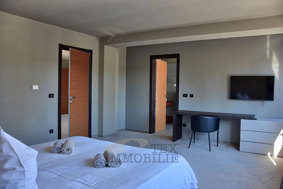 Parenzo - Spaziosa villa moderna a 4 km dal mare