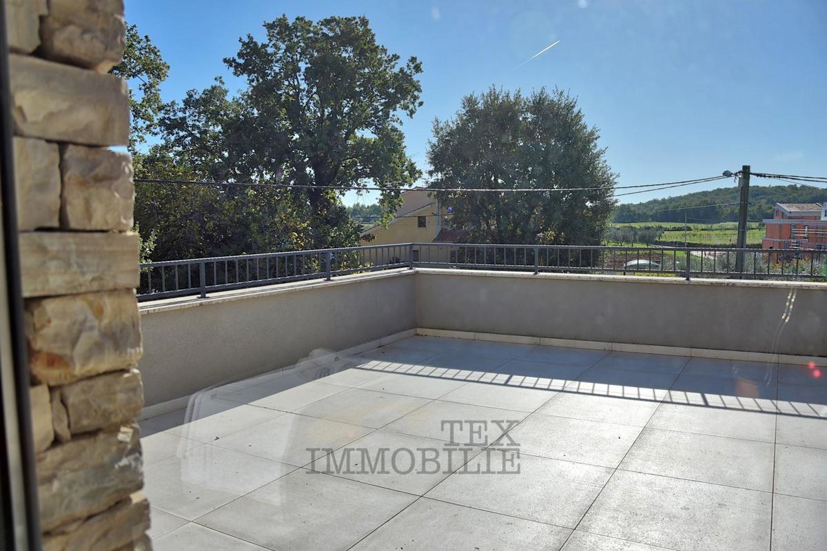 Parenzo - Spaziosa villa moderna a 4 km dal mare