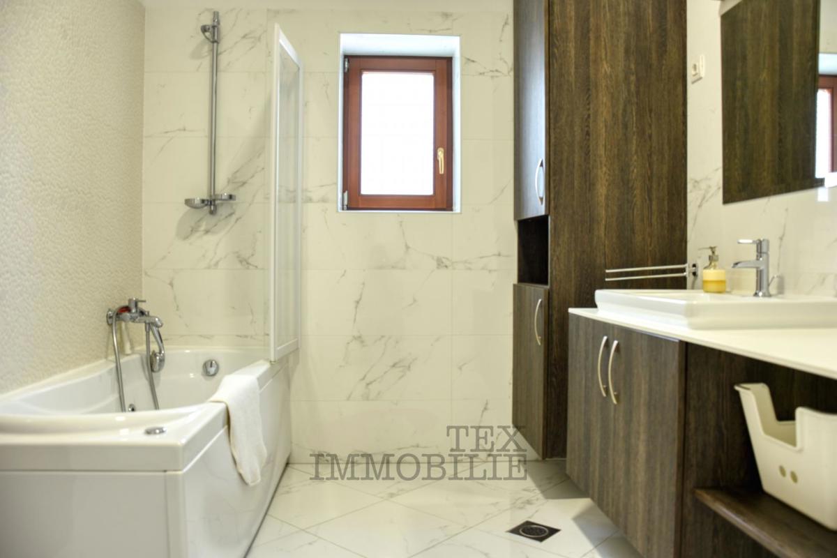 Villa in pietra con piscina in una zona tranquilla dell’Istria – 240 m²