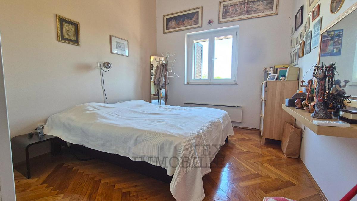 Appartamento con 2 Camere e Terrazza con Vista Mare – Parenzo