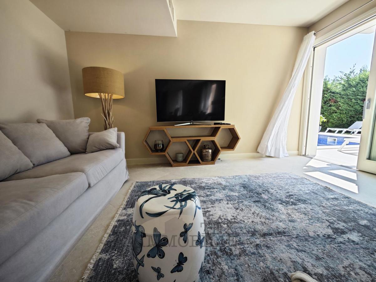 Villa di lusso con piscina a 800 m dal mare