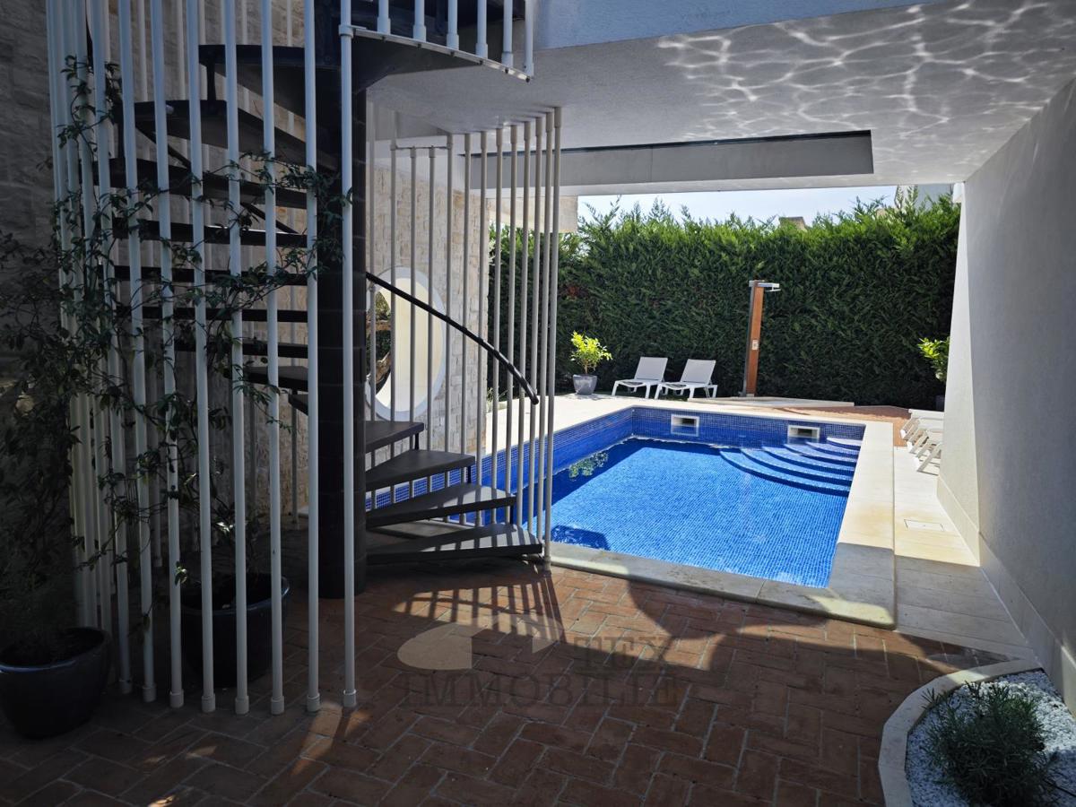 Villa di lusso con piscina a 800 m dal mare