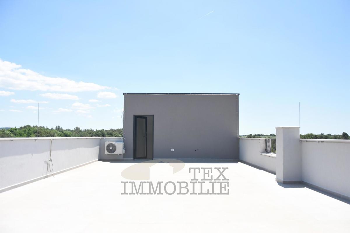 Appartamento al primo piano vicino al mare, 87 m2