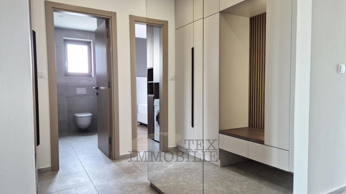 Parenzo - Appartamento con piscina e tre camere da letto