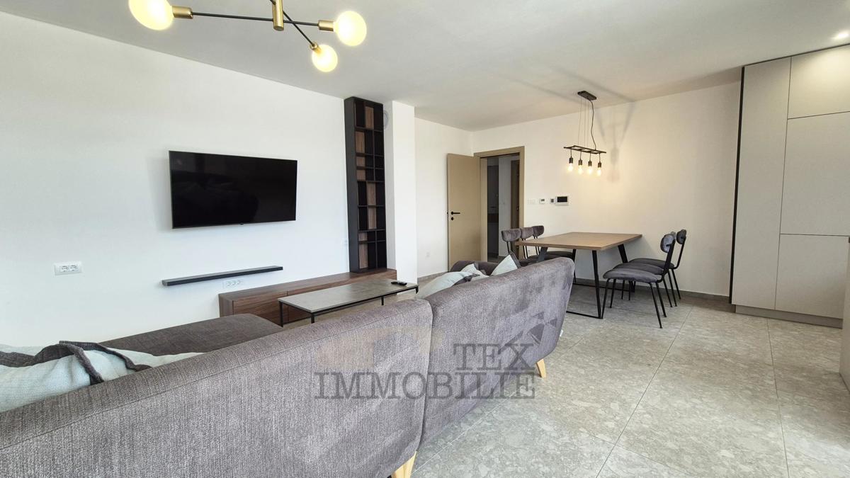 Parenzo - Appartamento con piscina e tre camere da letto