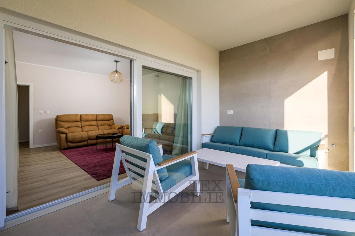 Nuova costruzione - appartamento con tre camere da letto a Parenzo