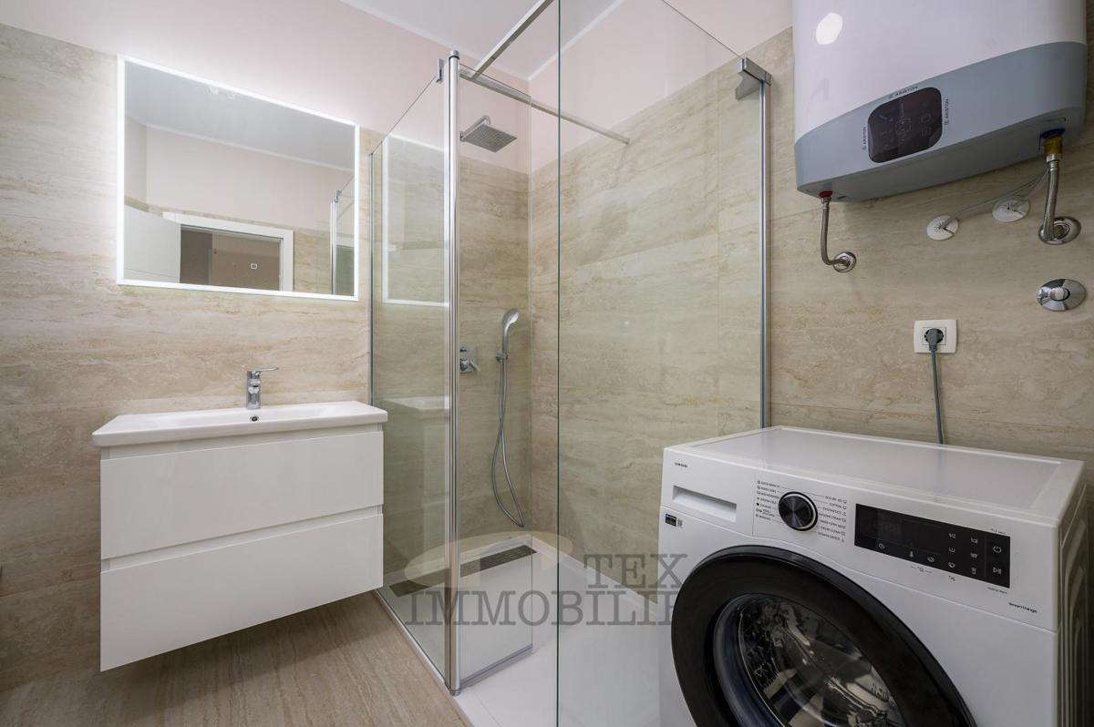 Nuova costruzione - appartamento con tre camere da letto a Parenzo