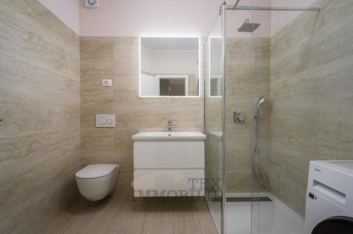 Nuova costruzione - appartamento con tre camere da letto a Parenzo