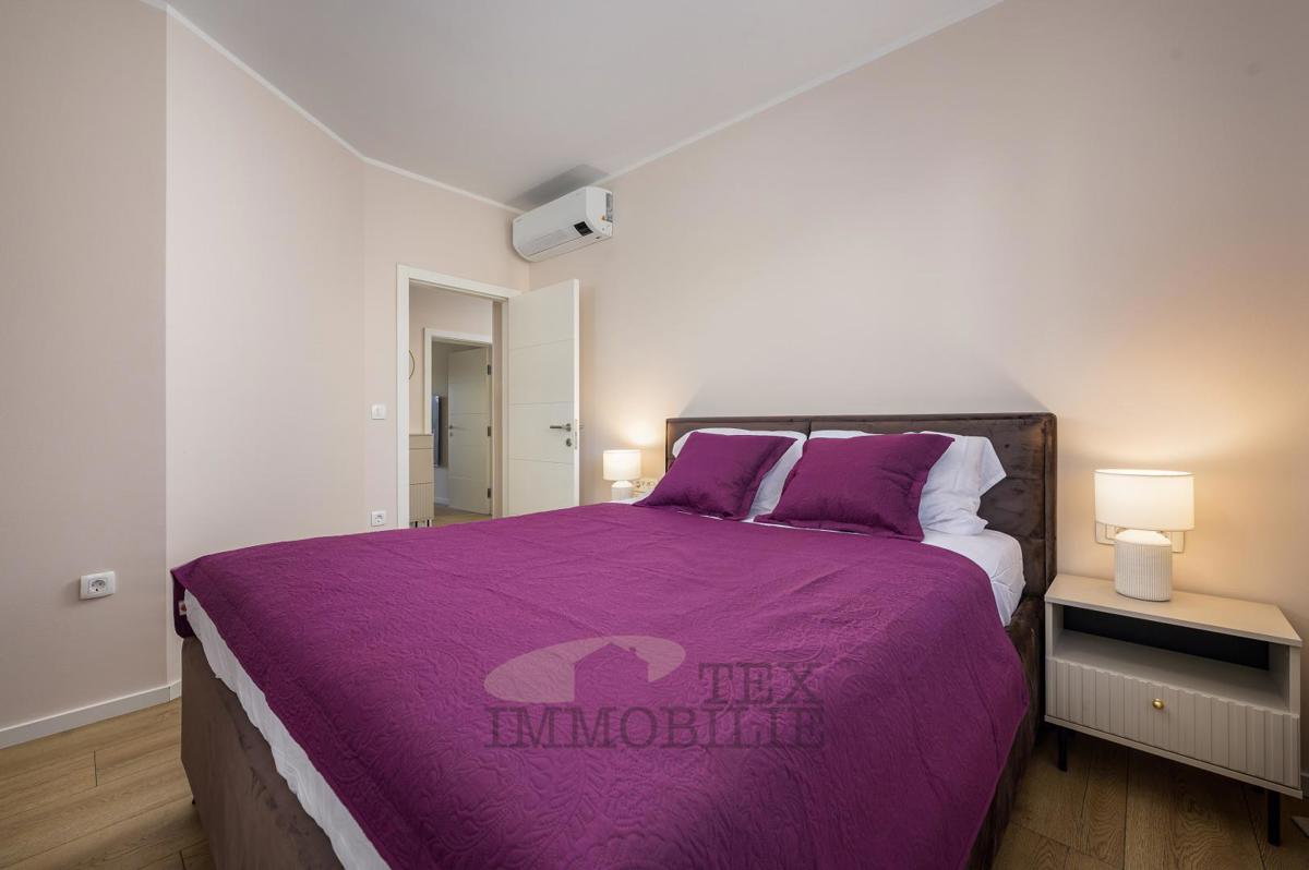 Nuova costruzione - appartamento con tre camere da letto a Parenzo