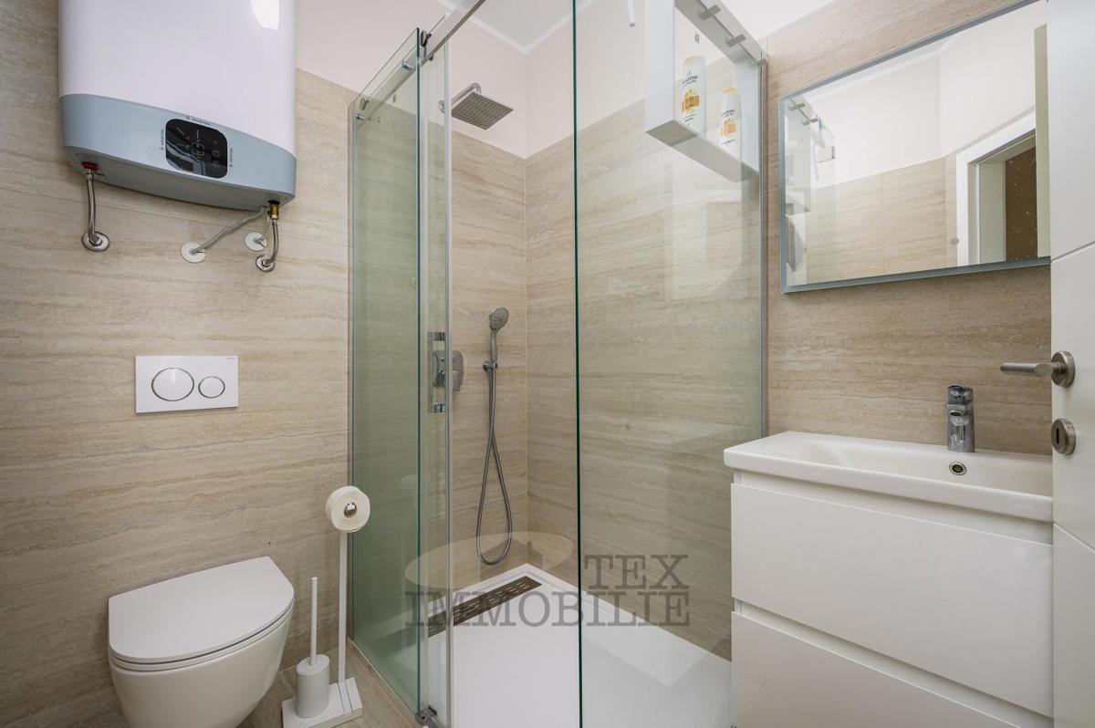 Nuova costruzione - appartamento con tre camere da letto a Parenzo