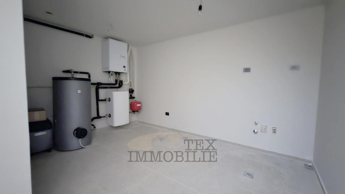 Nuovo appartamento vicino al mare e al centro di Parenzo 