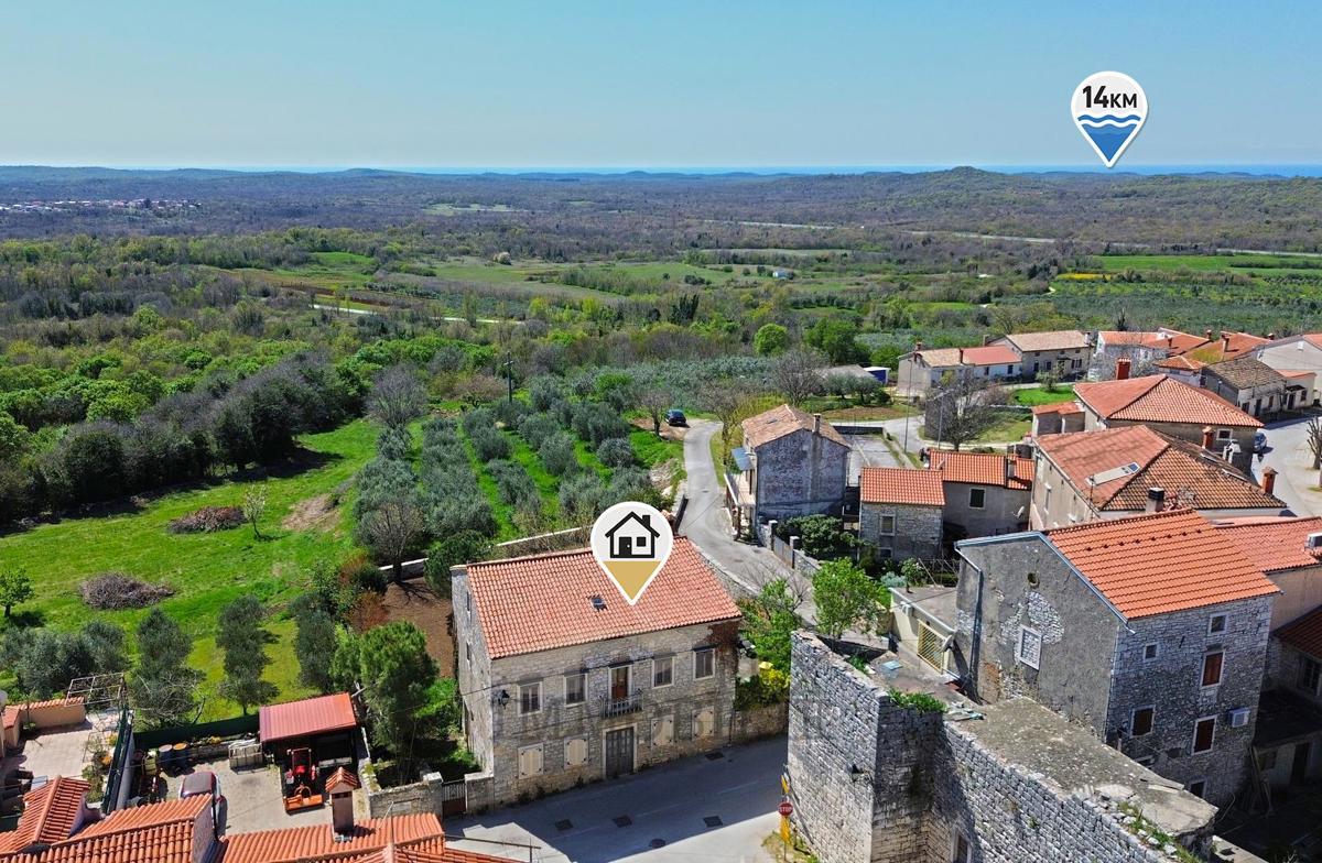 Casa in pietra a 14 km da Parenzo