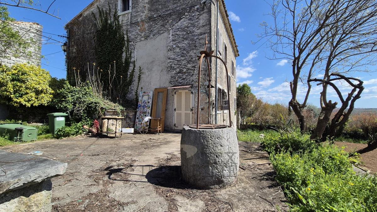 Casa in pietra a 14 km da Parenzo