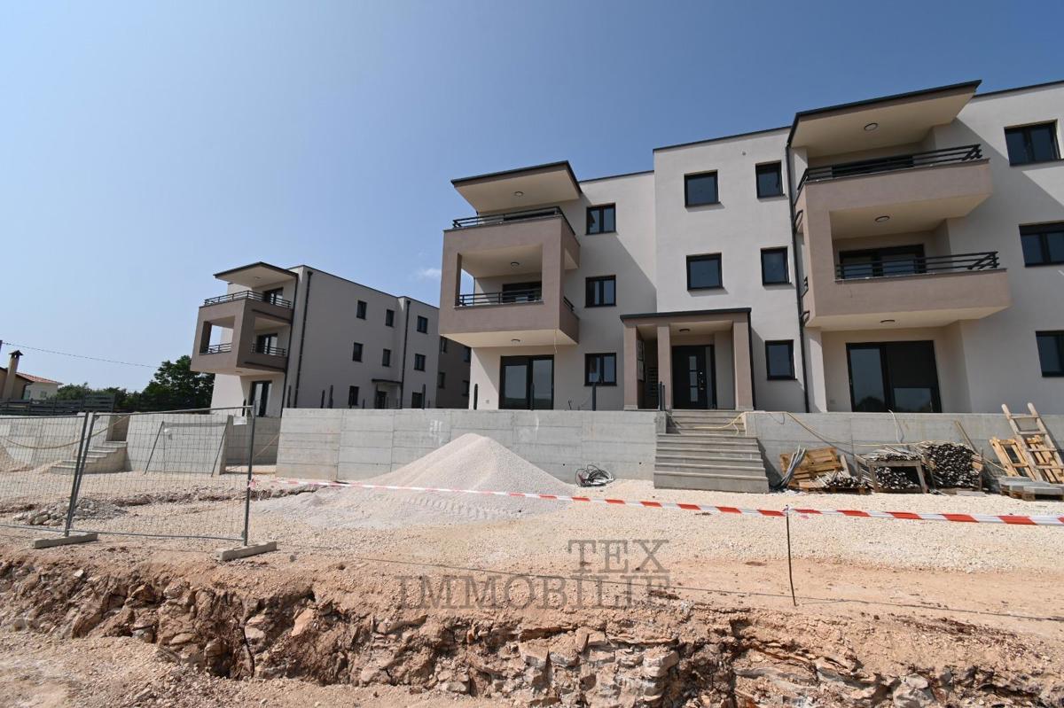 Nuova costruzione – Appartamento con due camere da letto e vista mare