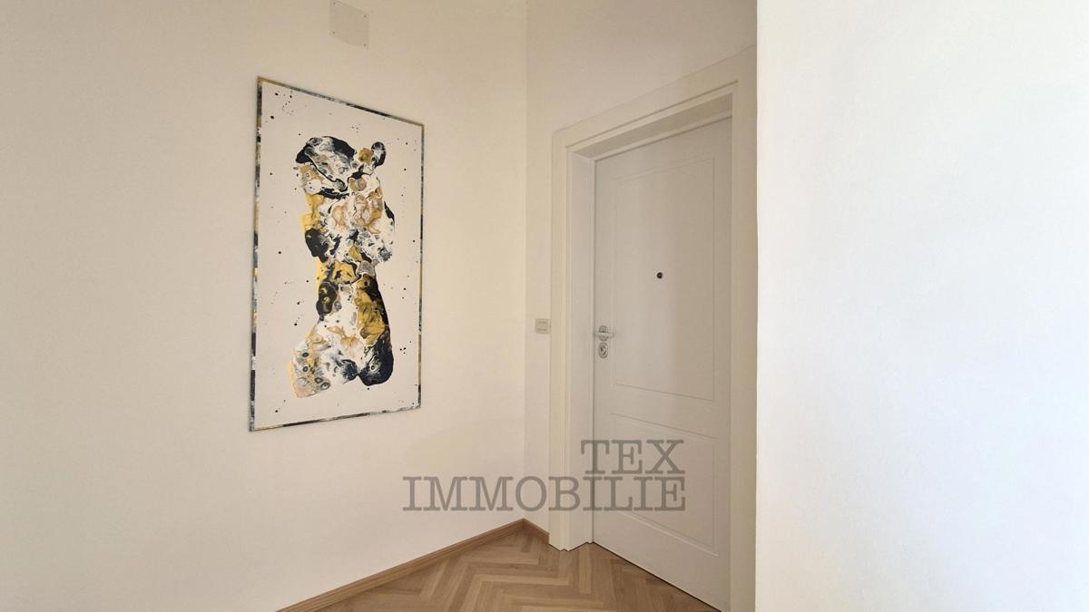 Parenzo – Due Appartamenti Spaziosi ed Elegantemente Arredati nel Cuore del Centro Storico