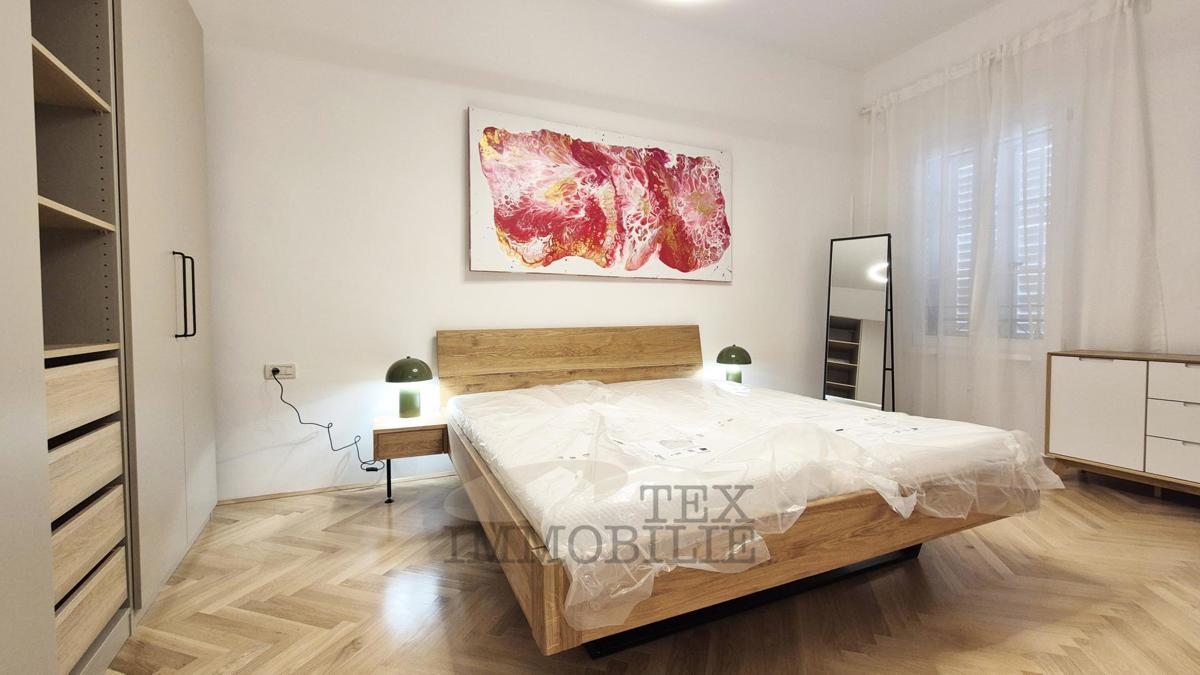 Parenzo – Due Appartamenti Spaziosi ed Elegantemente Arredati nel Cuore del Centro Storico