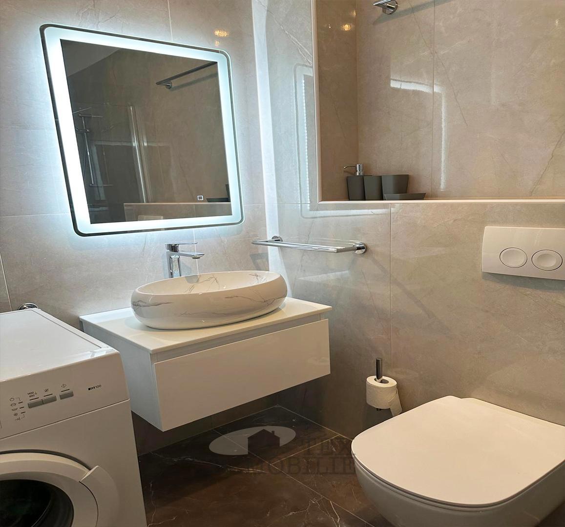 Parenzo – Appartamento ristrutturato in posizione tranquilla, a 2,5 km dal centro e dal mare