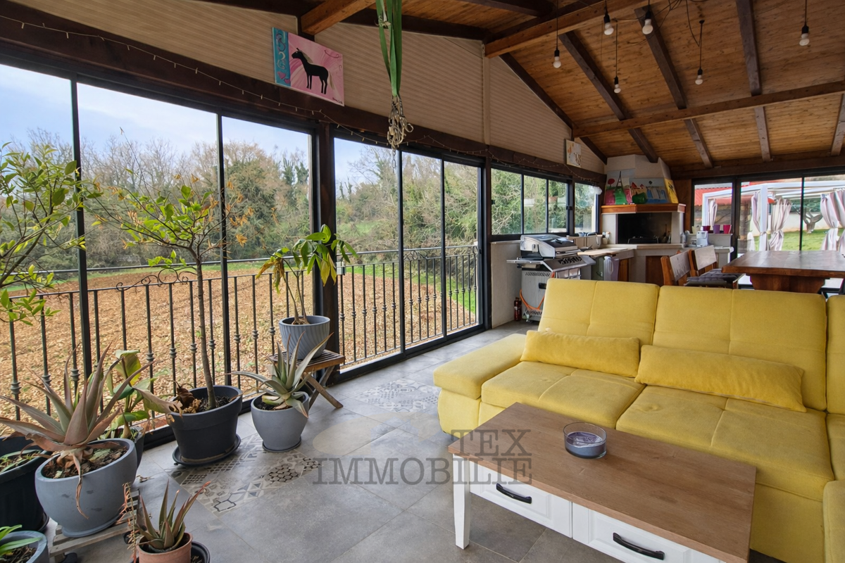 Casa al piano terra con piscina e ampio giardino – posizione tranquilla in Istria