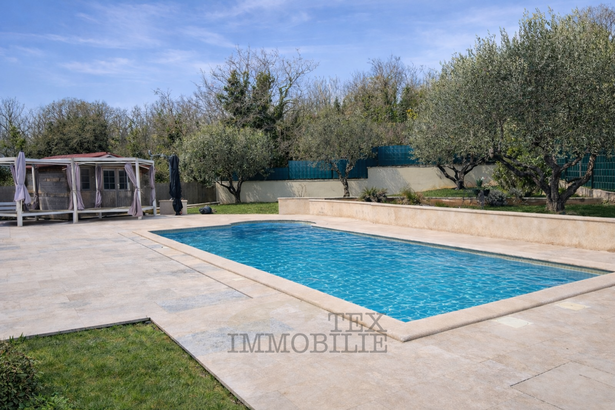 Casa al piano terra con piscina e ampio giardino – posizione tranquilla in Istria