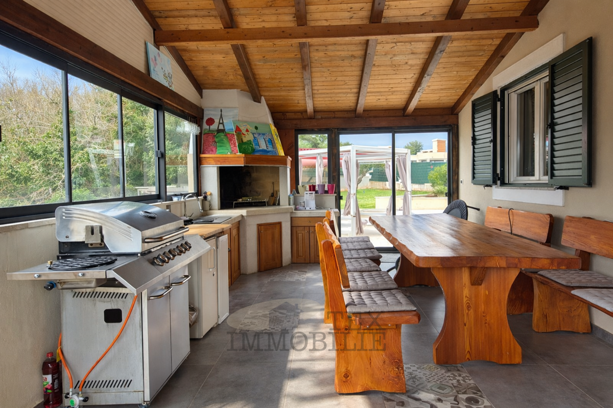 Casa al piano terra con piscina e ampio giardino – posizione tranquilla in Istria