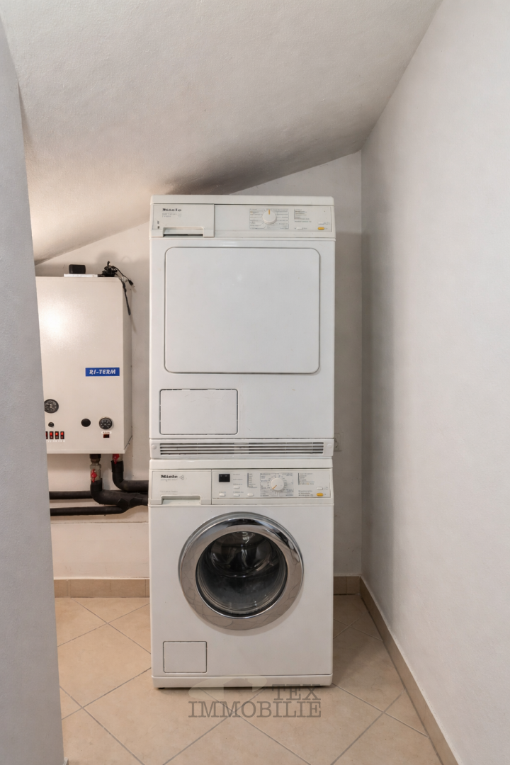 Bellissimo appartamento a Parenzo, a soli 800 metri dal mare, 77,49 m2