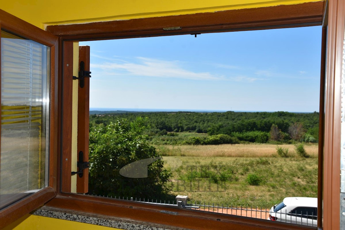 Casa con uliveto e vista mare vicino a Parenzo