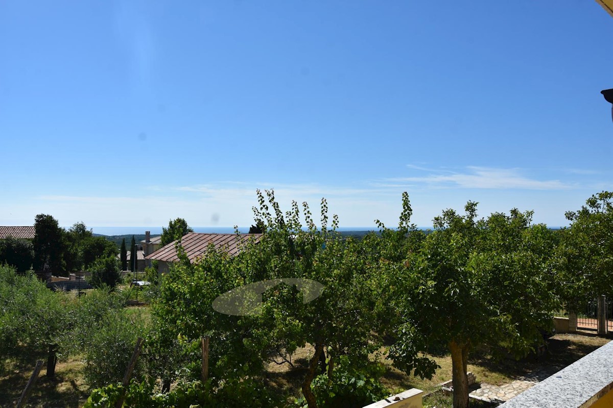 Casa con uliveto e vista mare vicino a Parenzo