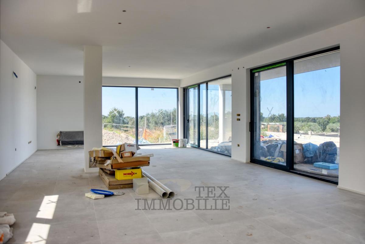 Poreč e dintorni, si vende una bellissima villa con vista mare