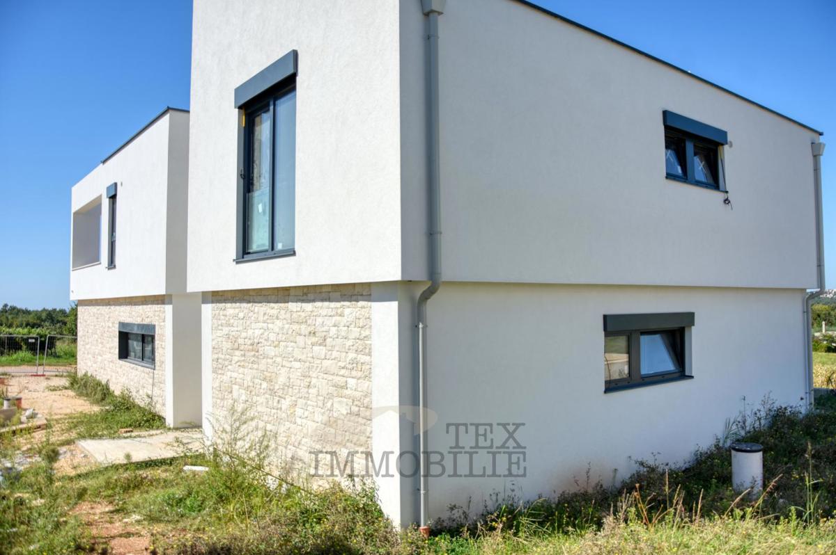 Poreč e dintorni, si vende una bellissima villa con vista mare