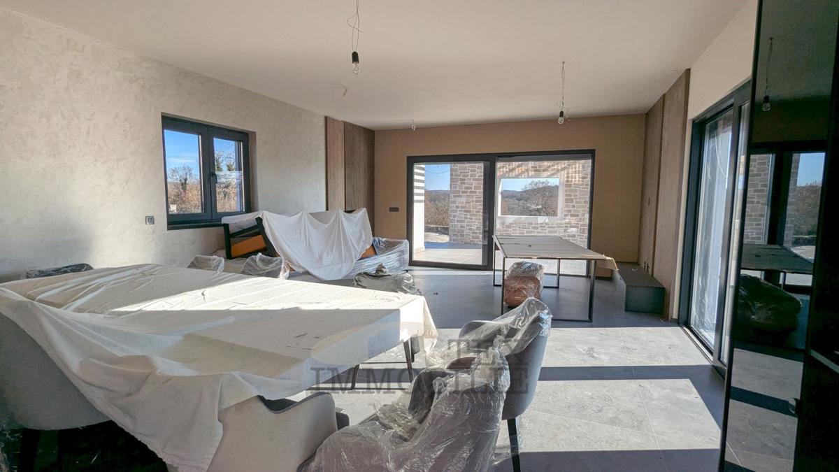 Bella villa moderna con piscina a Parenzo 