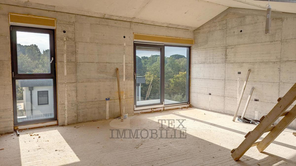 Parenzo, appartamento in costruzione a 1,6 km dal mare - S4