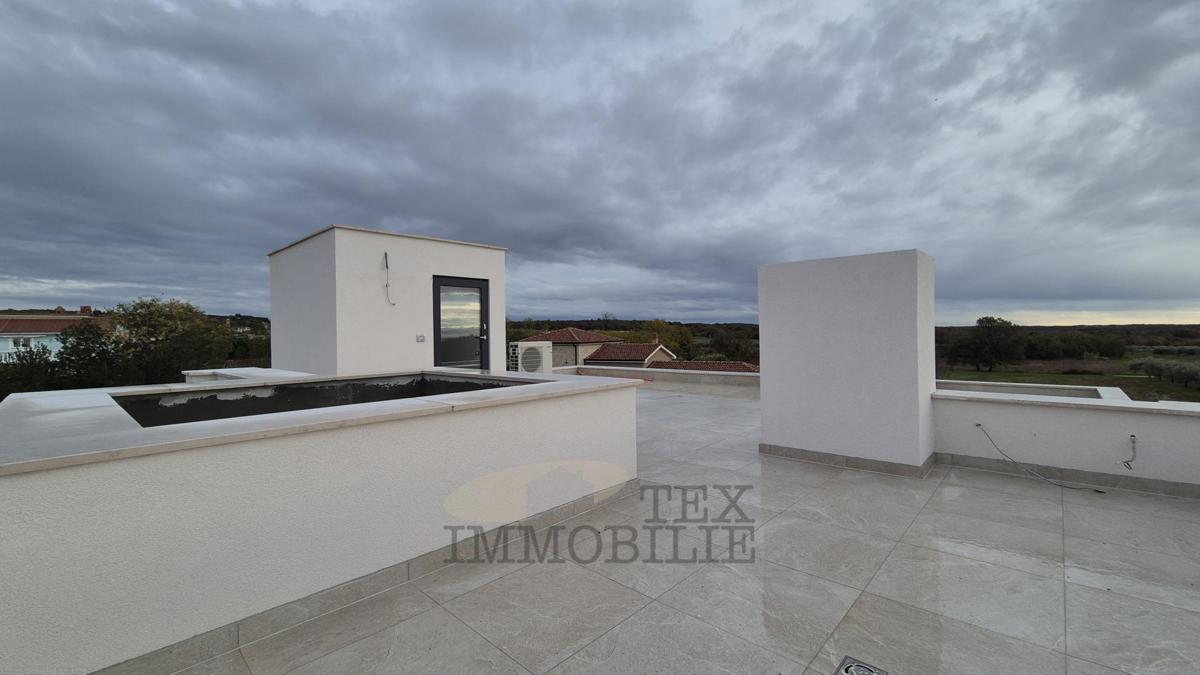 Parenzo - villa con piscina e vista mare