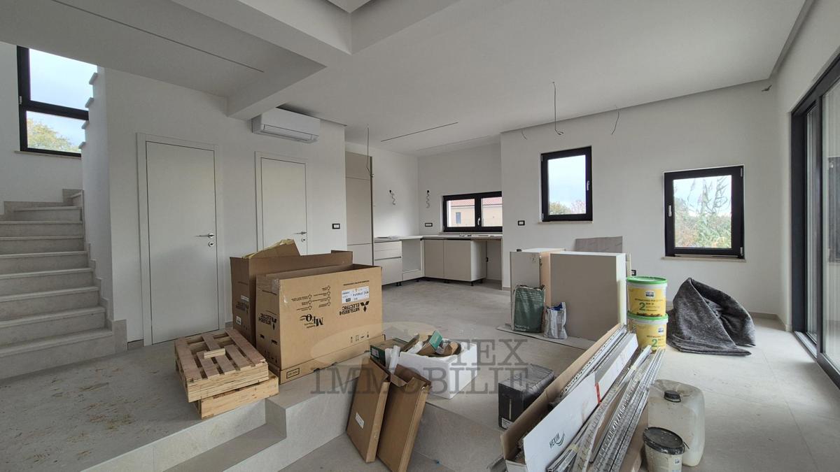 Parenzo - villa con piscina e vista mare