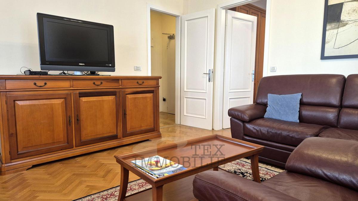 Parenzo – Due eleganti appartamenti nel cuore del centro storico