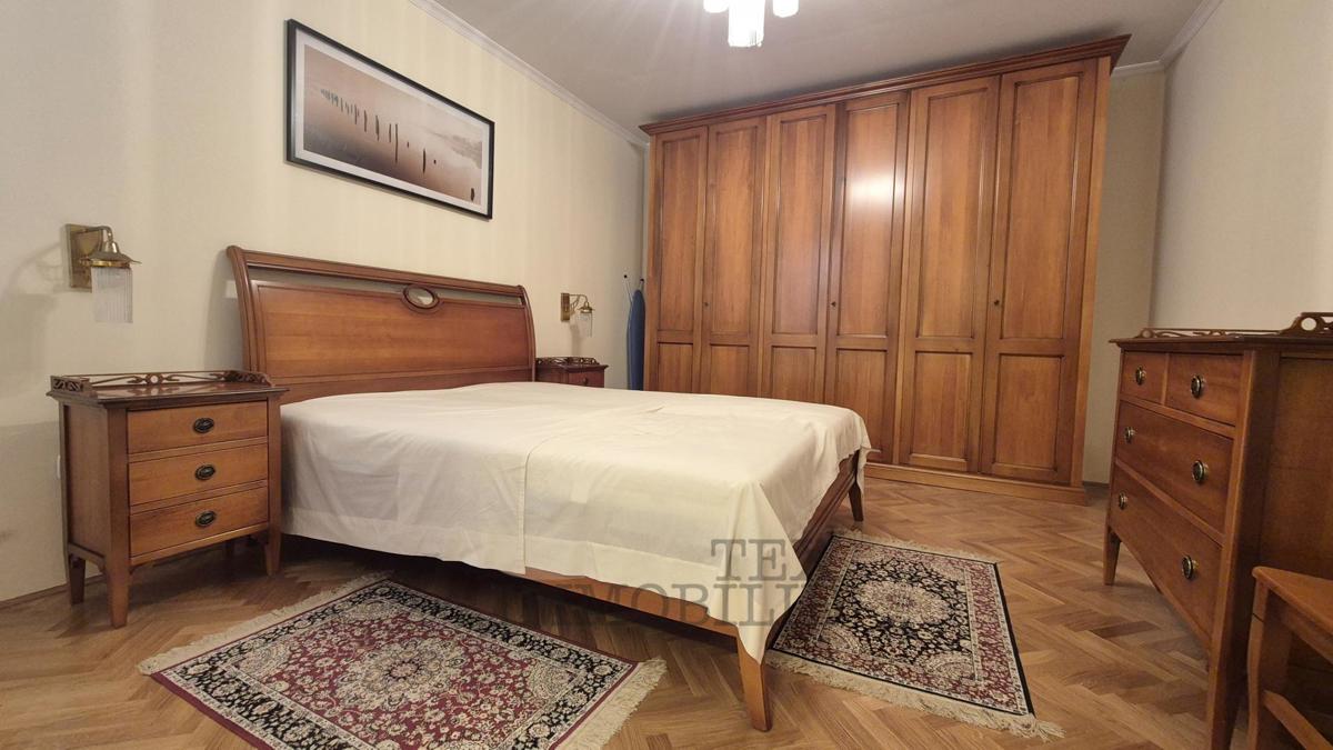 Parenzo – Due eleganti appartamenti nel cuore del centro storico