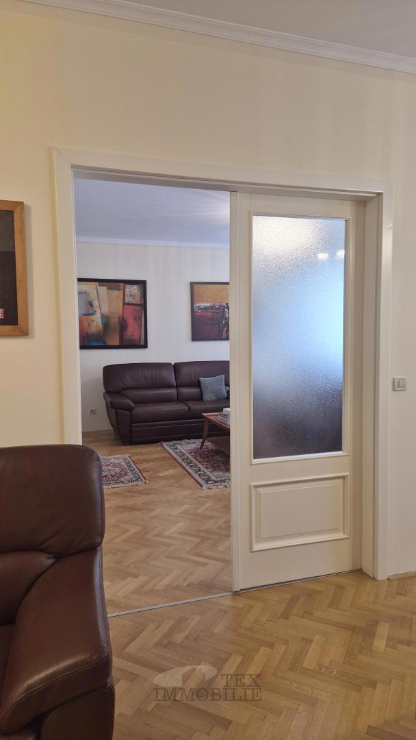 Parenzo – Due eleganti appartamenti nel cuore del centro storico