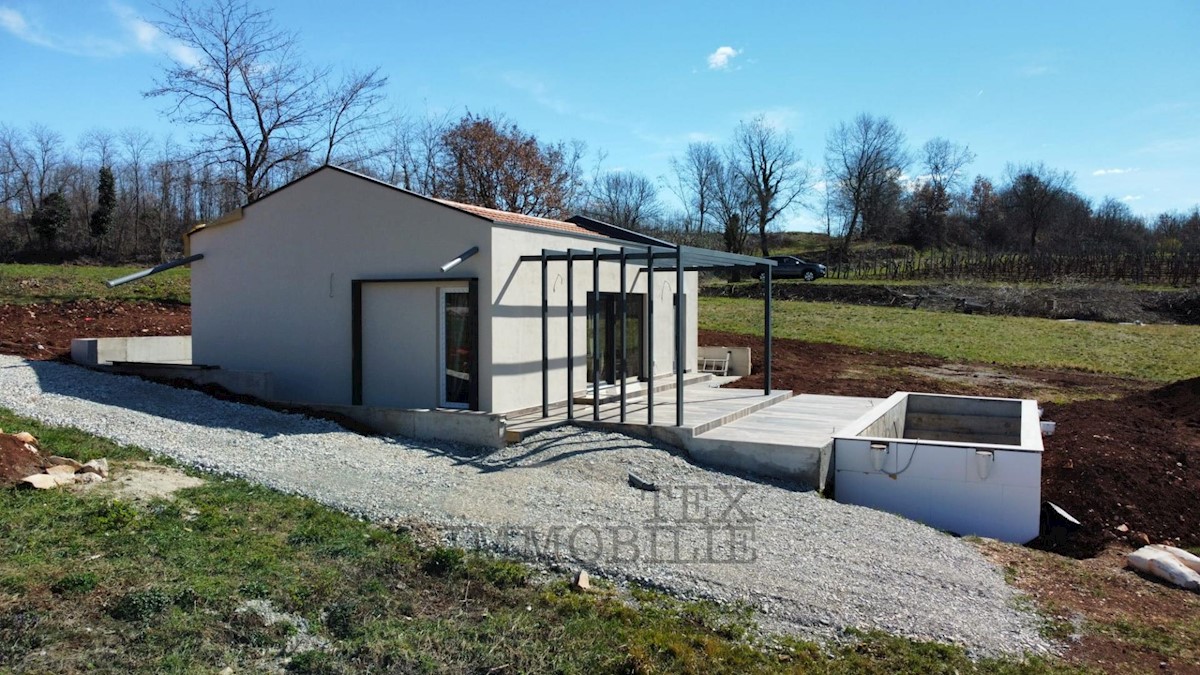 Bella casa con piscina vicino a Visignano