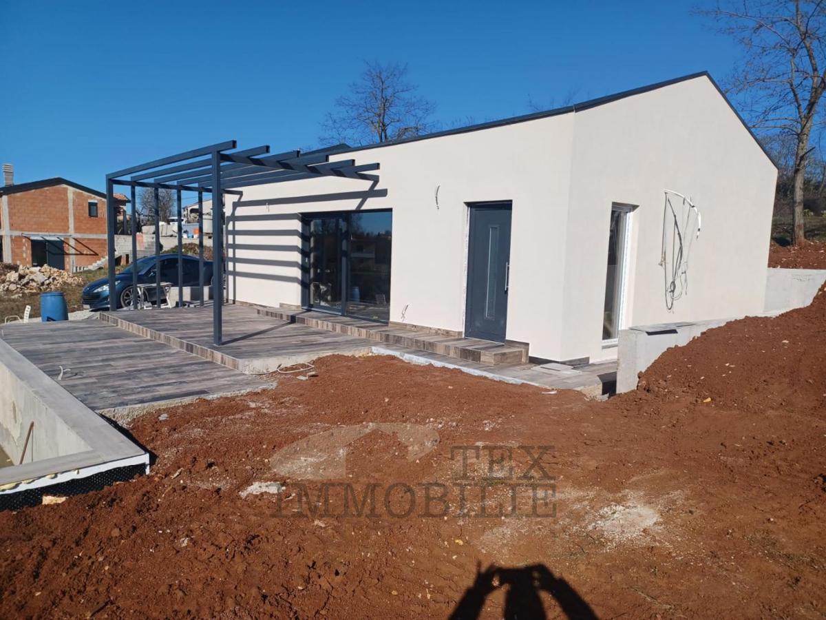 Bella casa con piscina vicino a Visignano