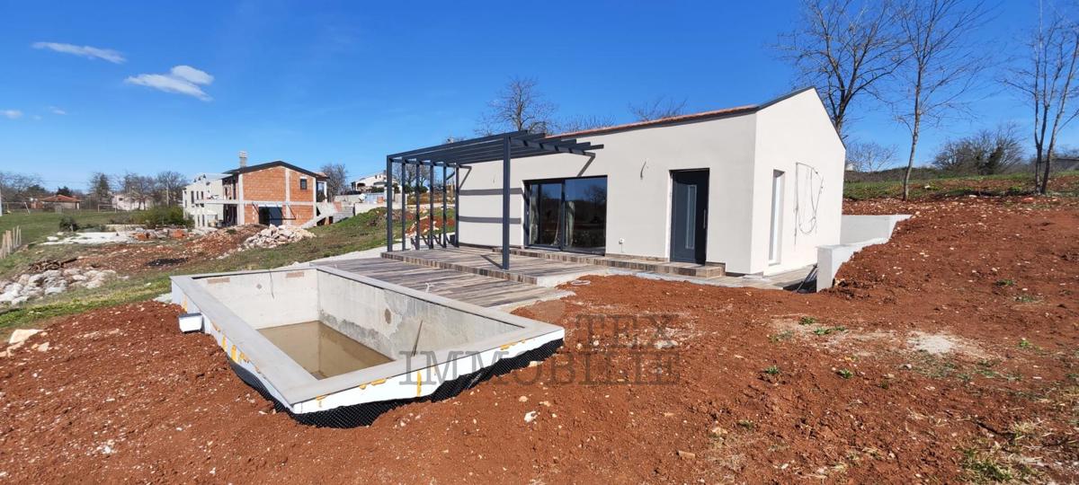 Bella casa con piscina vicino a Visignano