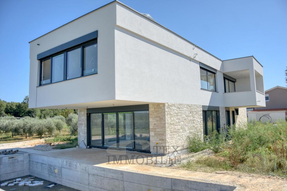 Poreč e dintorni, si vende una bellissima villa con vista mare