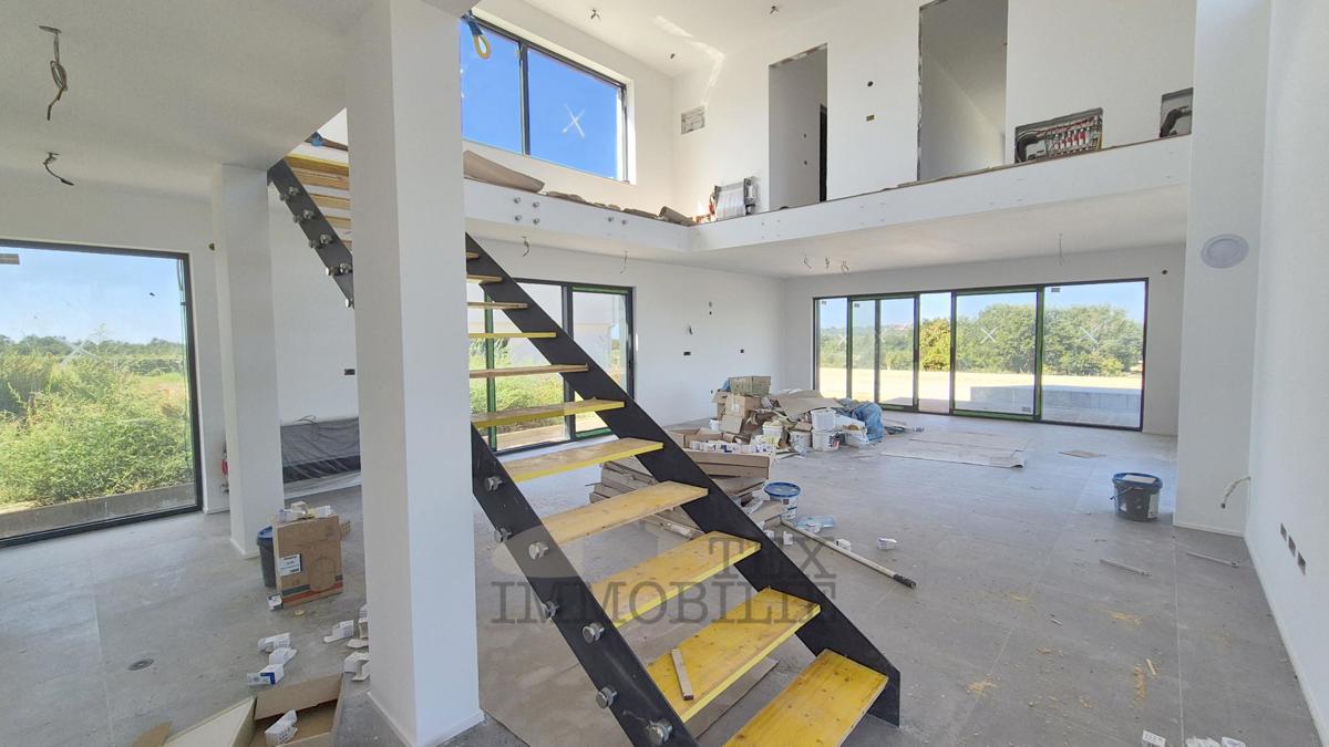 Poreč e dintorni, si vende una bellissima villa con vista mare